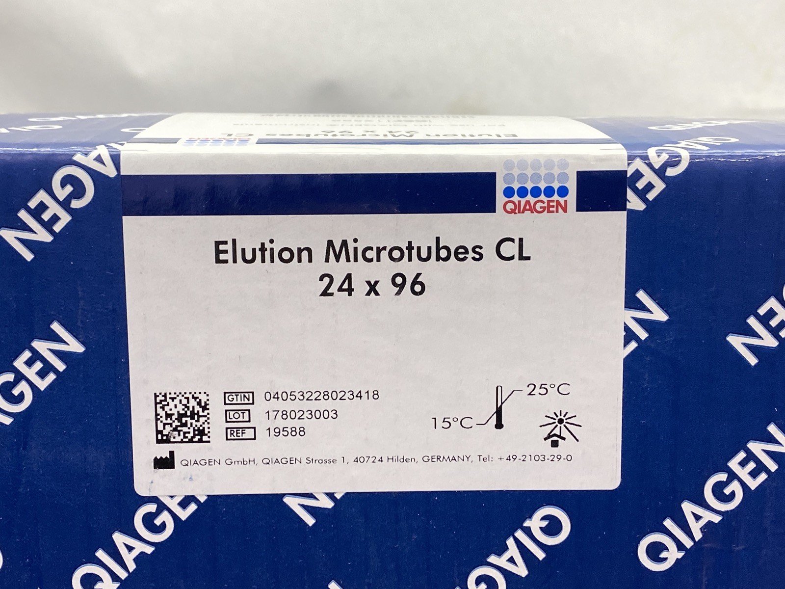 (2304/Pk) QIAGEN Elution Microtubes CL (24 x 96/Rk) w/Cap Strips (300 x 8) 19588