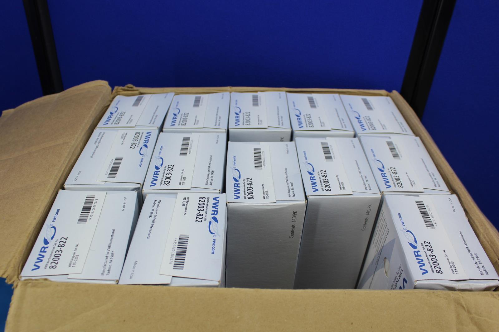 VWR Tissue Wipes 14 x 16.7 in. Light Duty 13 Boxes with 140 Wipes Each 82003-822