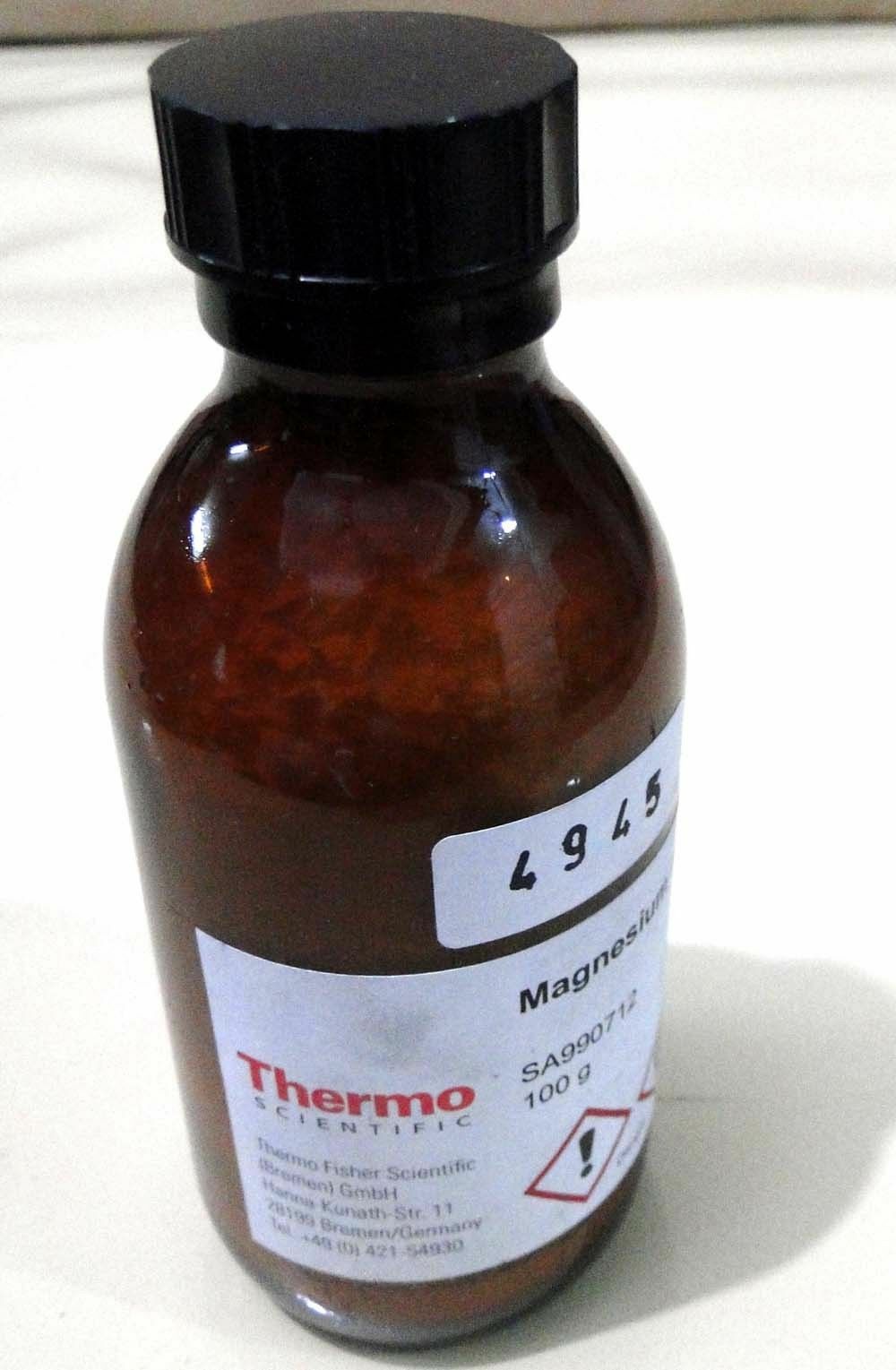 THERMO SCIENTIFIC SA990712 MAGNESIUM PERCHLORATE FLAKES 100 G