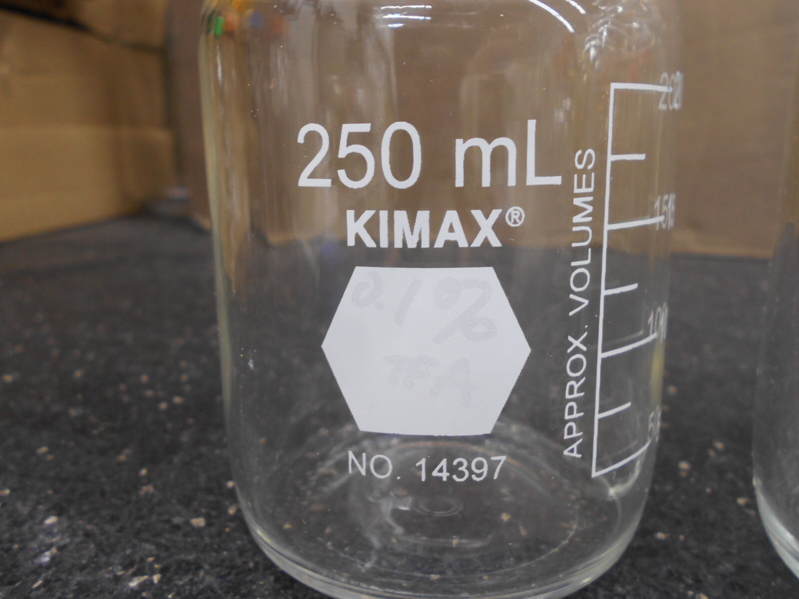 LOT OF 2 KIMBLE KIMAX 14397 250mL MEDIA STORAGE BOTTLE W/O POURING RING