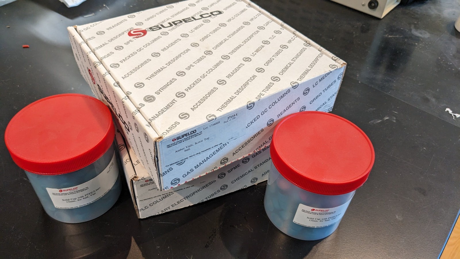 171 Supelco 4mL Amber Glass Vials + PTFE Lined Caps 27115-U / 27141 Lab GC HPLC