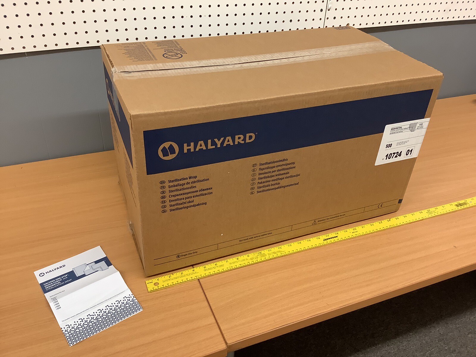 *500-Pieces* Halyard Health H100 24″ x 24″ Sequential Sterilization Wrap 10724