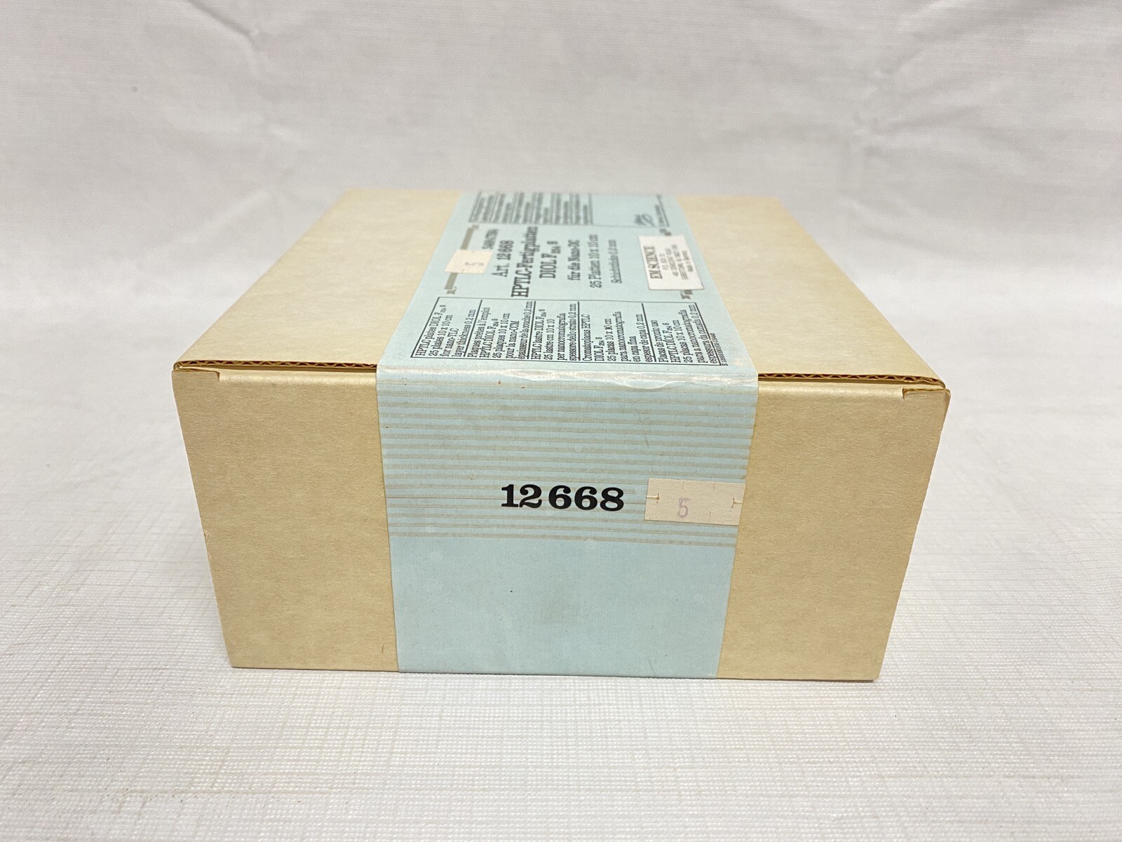 (25/Pk) EMD HPTLC Silica Gel 60 DIOL F254S 10x10cm Plate Sheets 12668