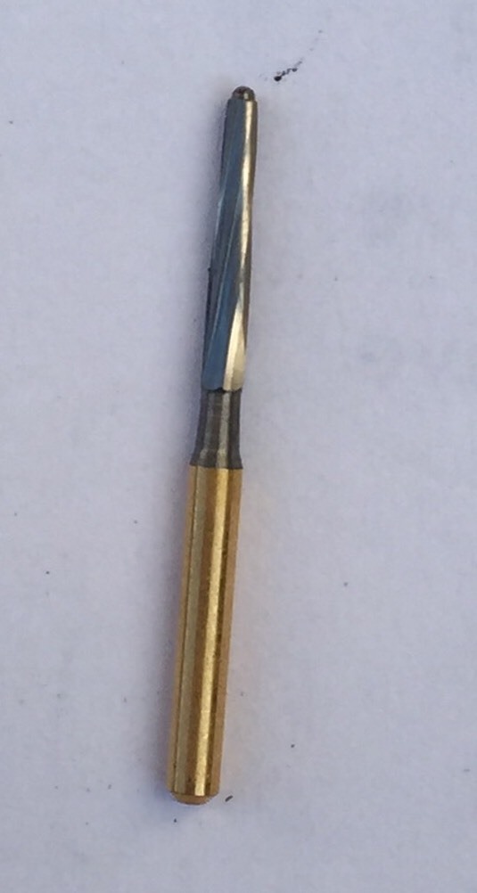 Endo Kit Includes 8 Endo Diamonds & 4 Endo Carbide In Autoclavable Burr Block.