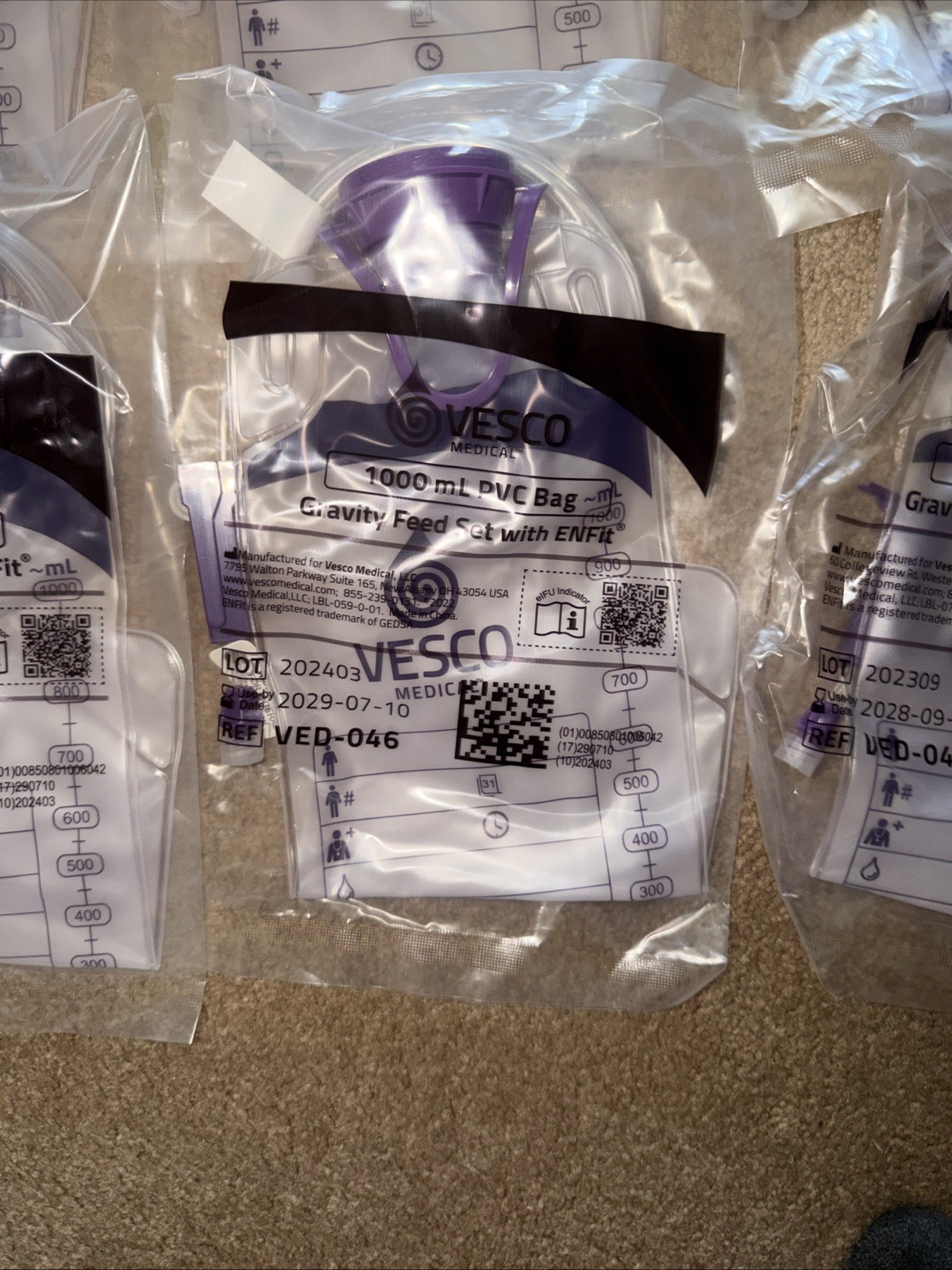 (10) VESCO VED-046 Enteral Gravity Feed Lot with ENFit Connection 1000ml