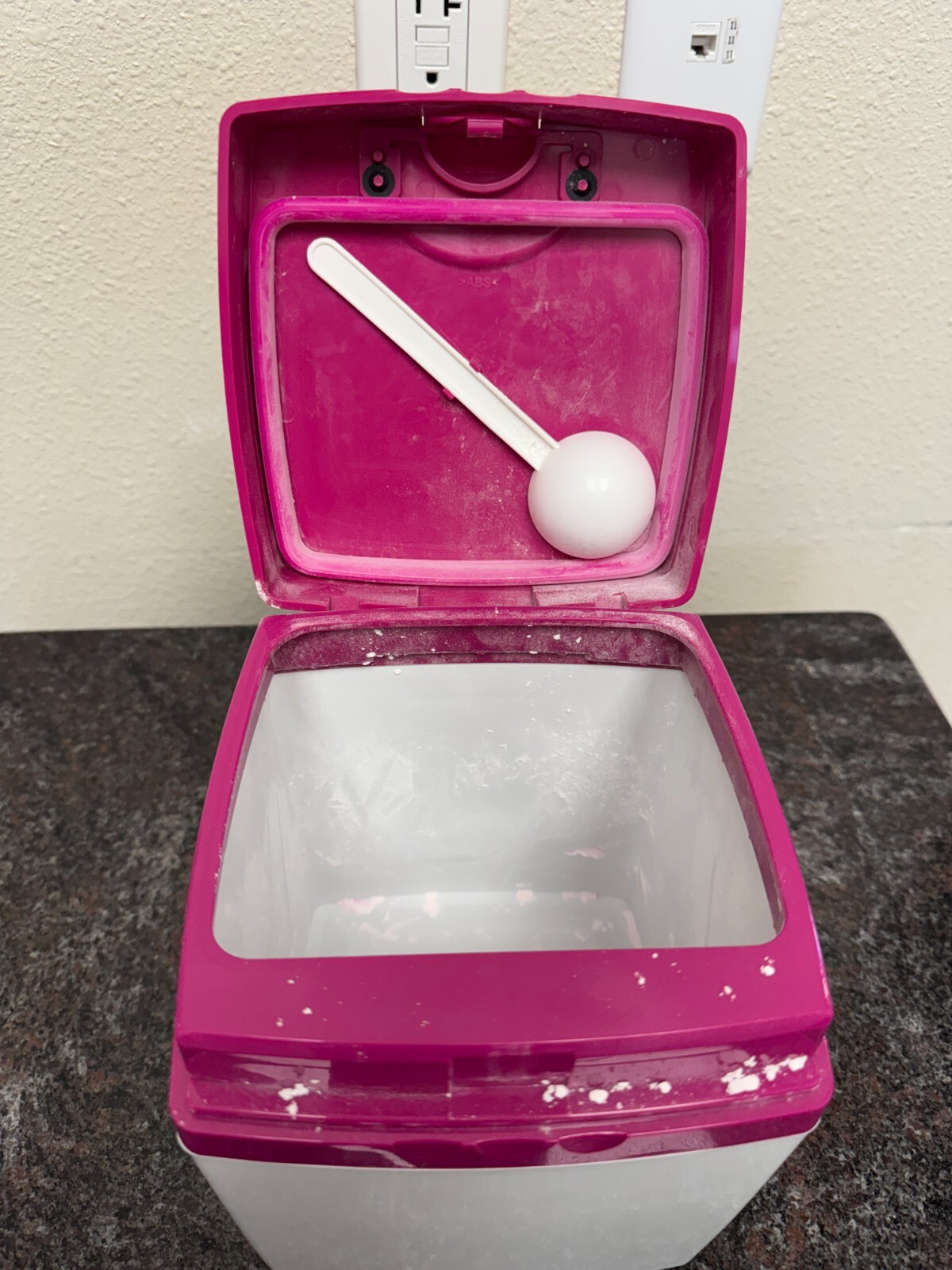 Alginate Storage Canister (Empty No Material)
