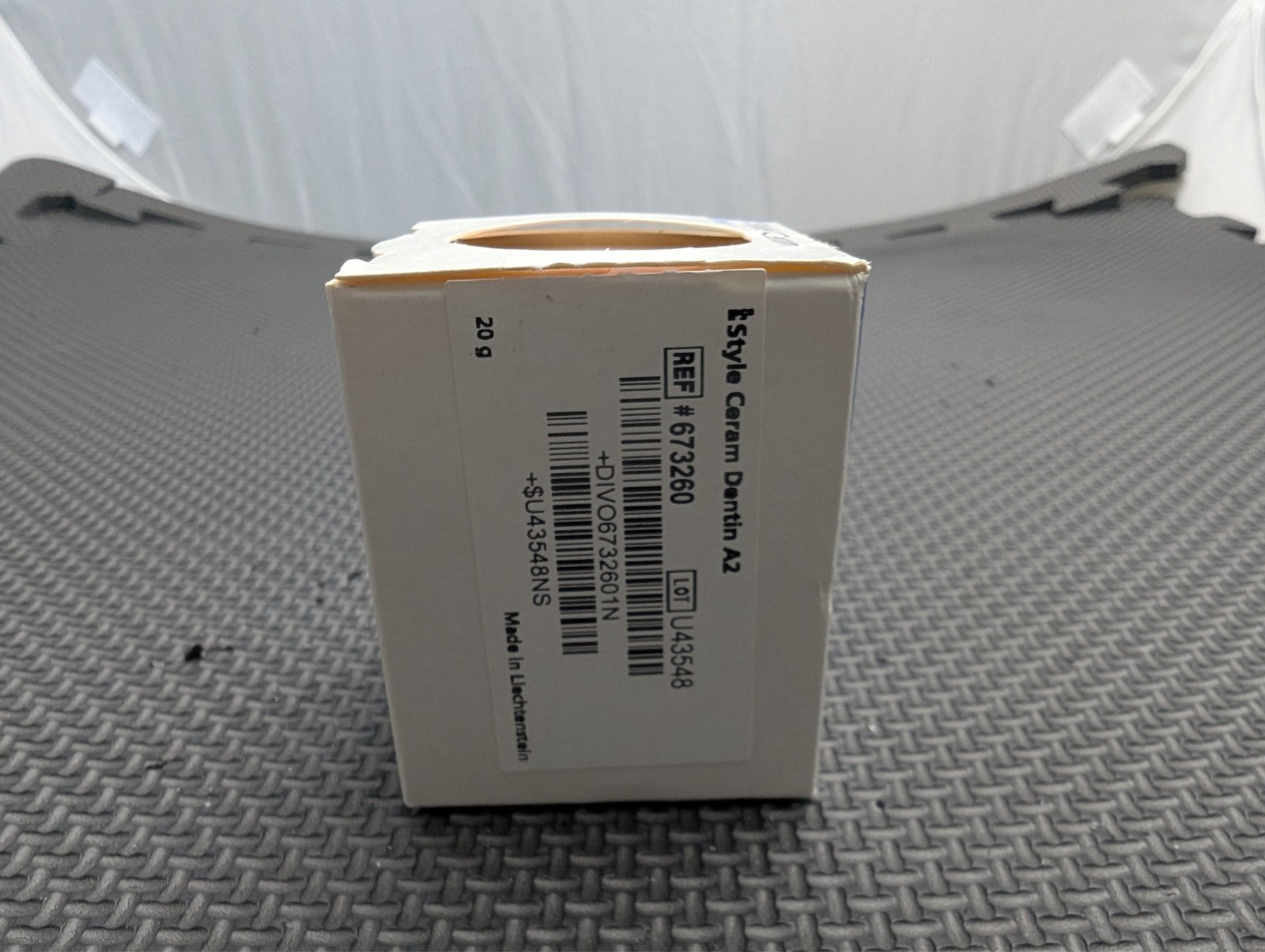 Ivoclar IPS Style Ceram Dentin A2/I2 – NEW