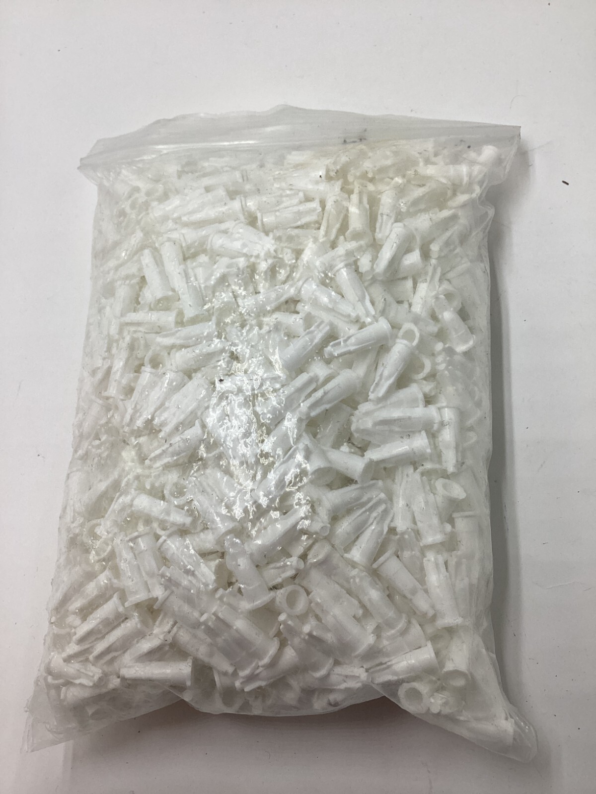 2 Pack of 1000 Air-Tite #BUCWS Plastic Syringe Caps White Stopper