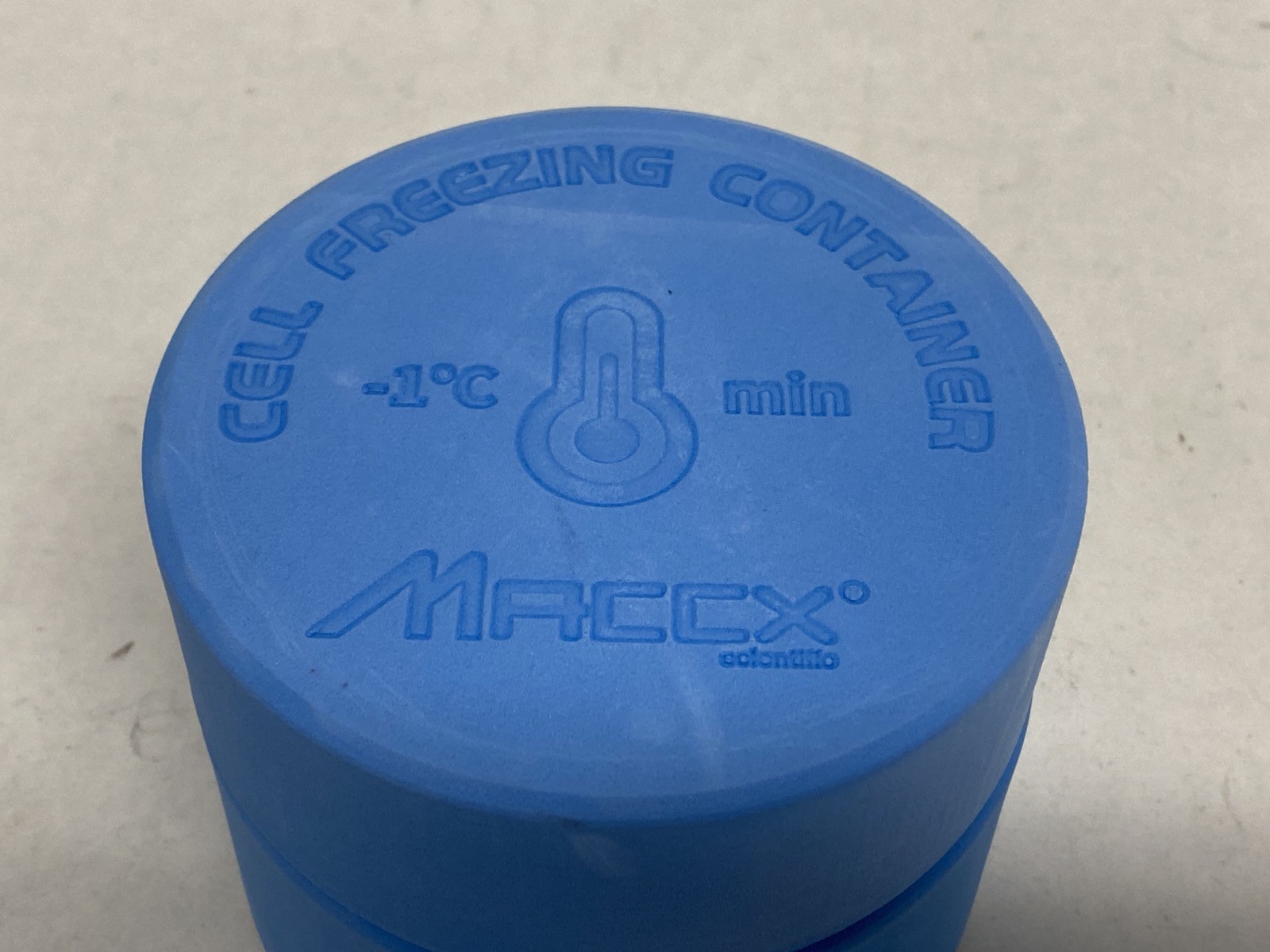 Used MACCX Cryogenic Cell Freezing Vial Container w/Core 12-Place 2mL CFC012-001