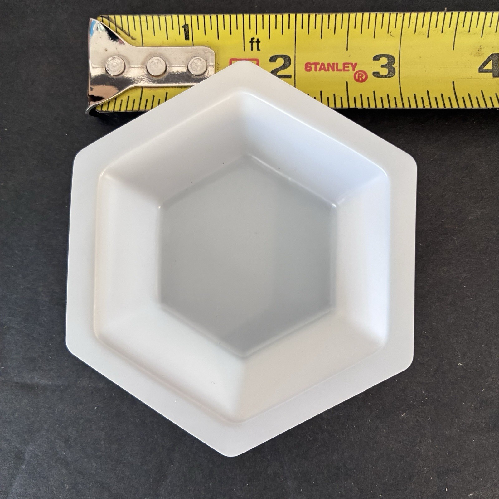 LOT OF 500 THOMAS SCIENTIFIC Medium 2 1/2″ HEXAGON WEIGH DISH New