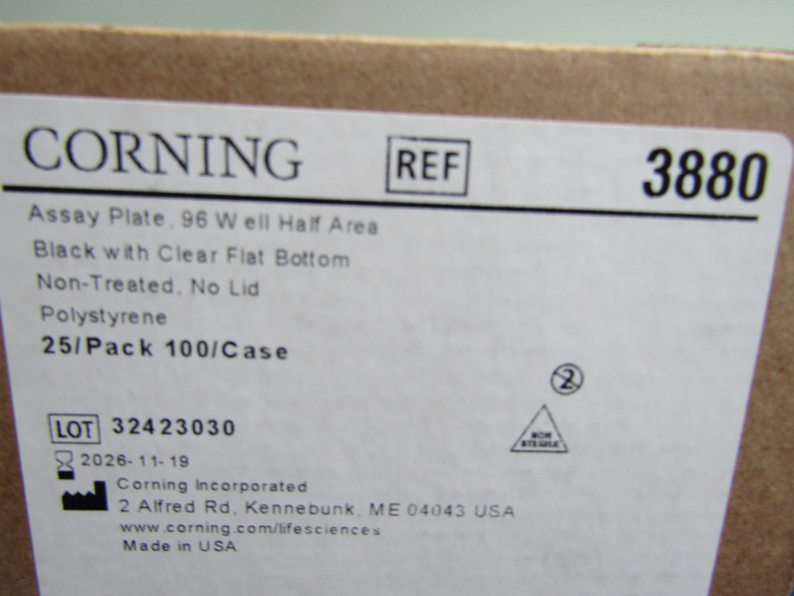 Corning 3880, Assay Plate 96 Well Half Area, Non-Treated, No-Lid, Black 25 pack