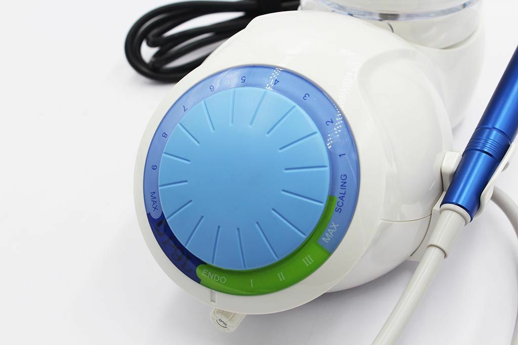 PiezoART P9 piezo scaler Endo w/ LED handpiece Buit in water reservoir w/ 6 Tips