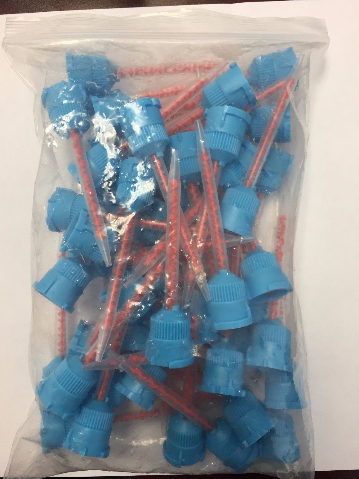 200 Pcs Crown & Bridge 10:1/ 4:1 Ra tio Blue & Orange Mix ing Tips (Free Ship)