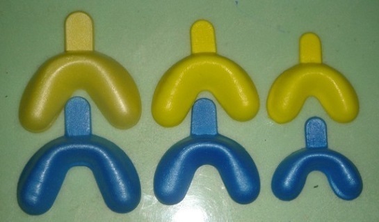 SINGLE ARCH FLUORIDE TRAYS SMALL 50 UPPERS (YELLOW)+ 50 LOWERS (BLUE) 100/PK