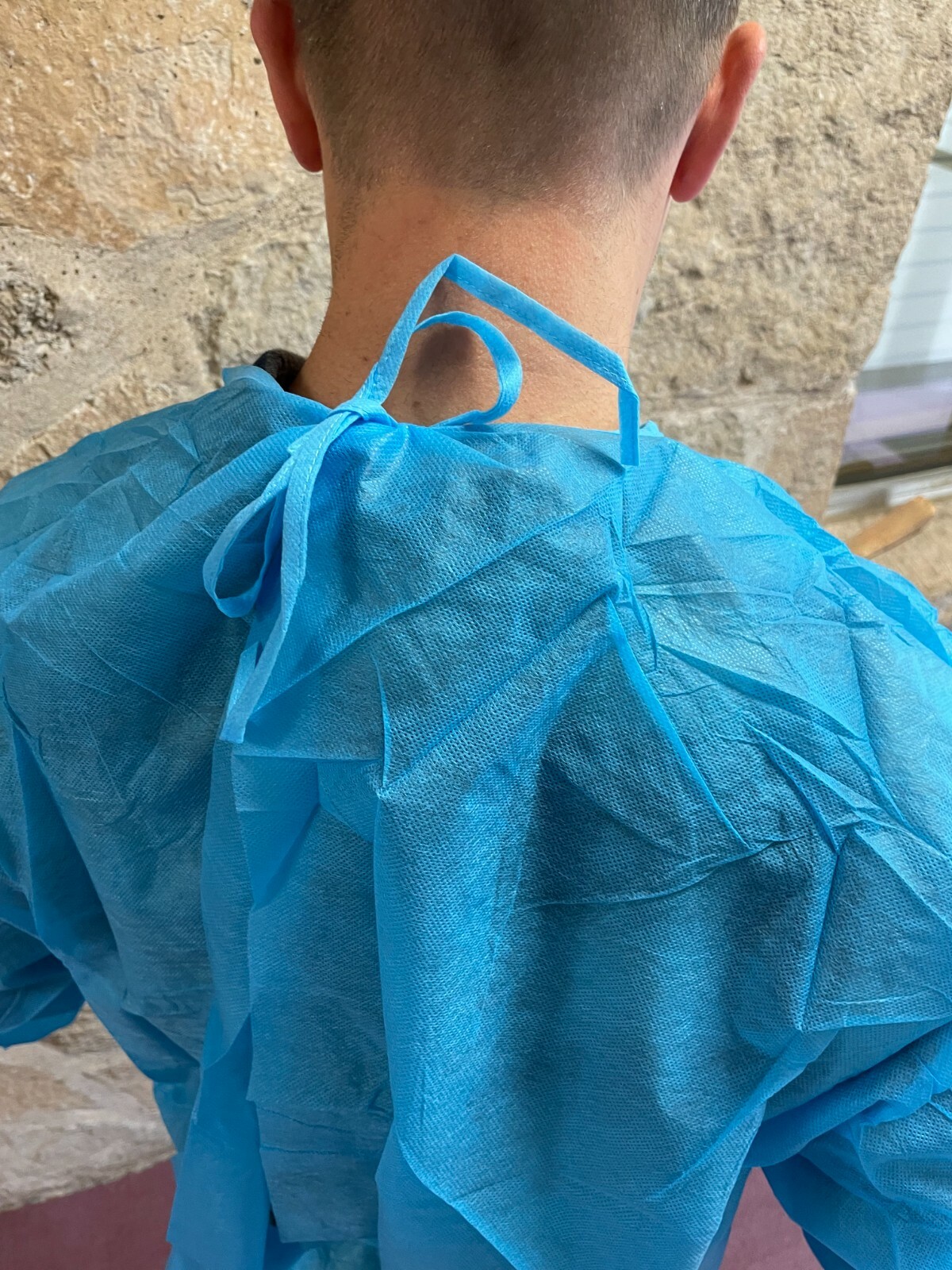 Non-Woven Surgical Isolation Gown Knit Cuff Fluid Resistant Blue 10 / 25 / 50 pk