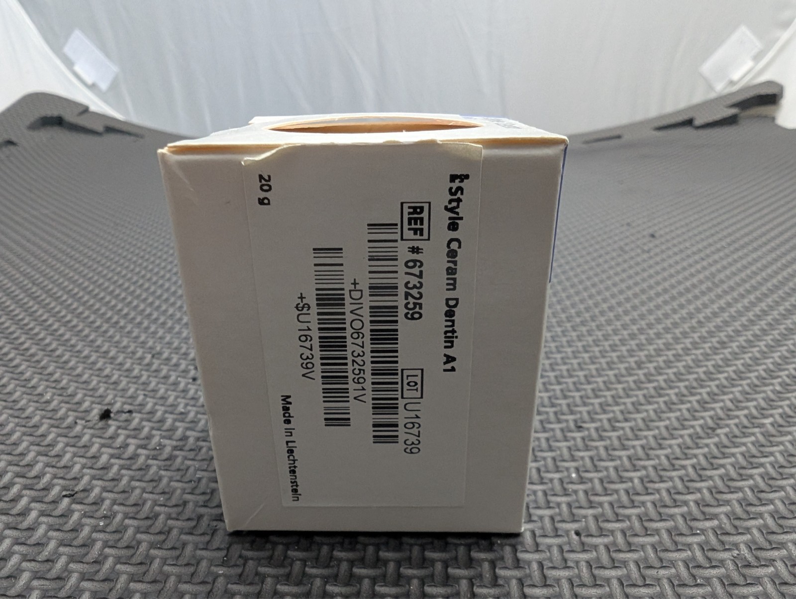 Ivoclar IPS Style Ceram Dentin A1/I1 – NEW