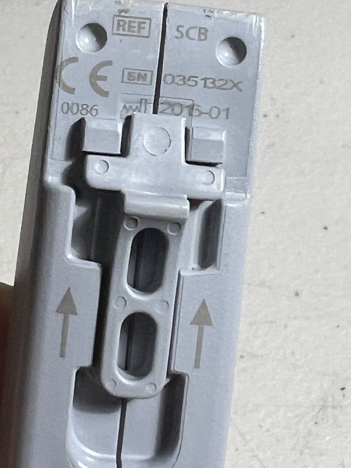 Covidien Sonicision Set Ref. SCG Generator & SCB Battery Pack.