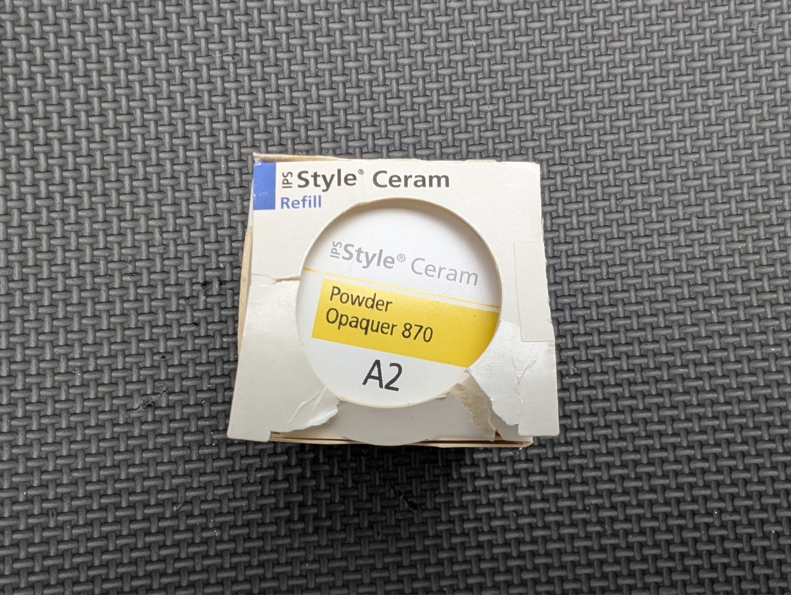 Ivoclar IPS Style Ceram Powder Opaquer 870 A2 – Used