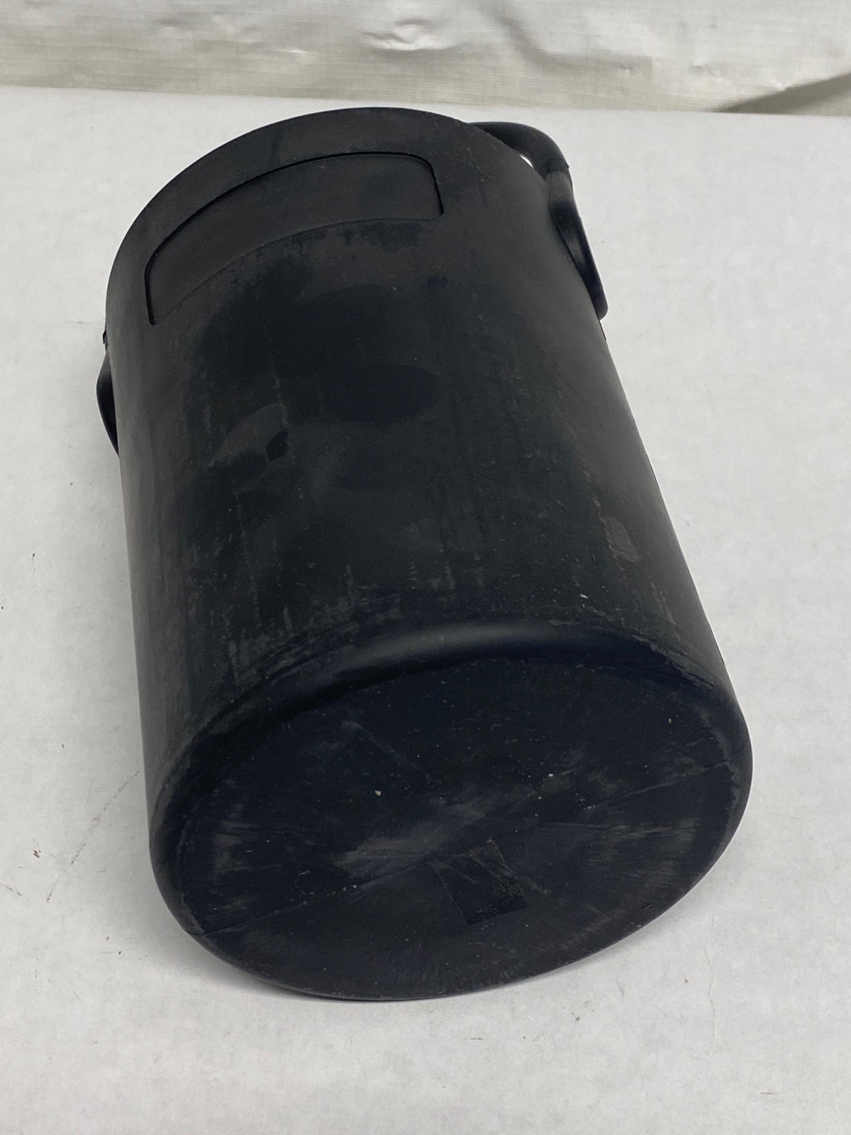 EAGLE Lab Safety Bottle Carrier Bucket w/Handle for 500/1000mL 10” H x 4-1/2”OD