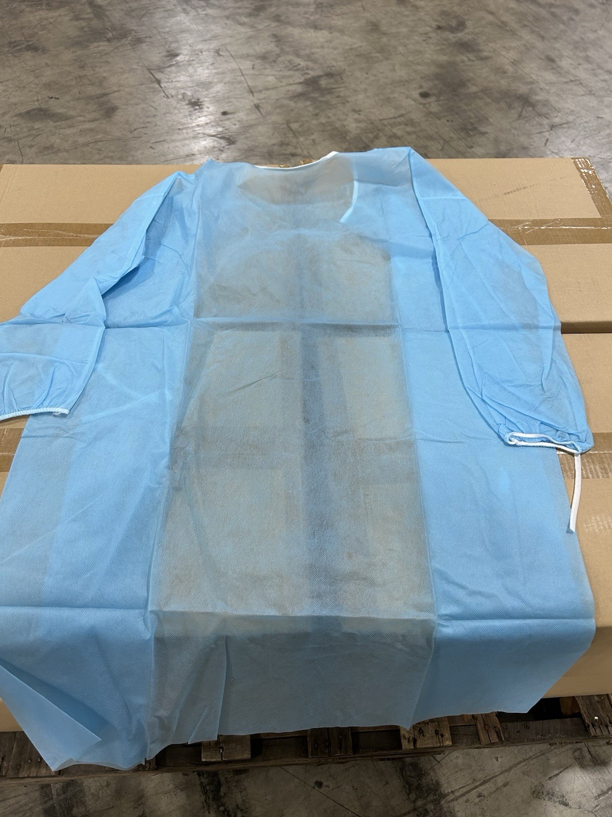 Blue Large woven Surgical Gown With Sleeves And Ties. 10 Packs