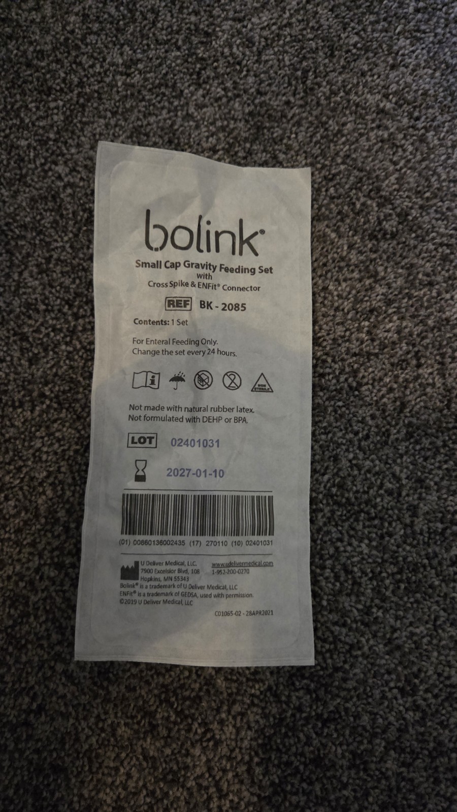 Bolink Small Cap Gravity Feeding Set with ENFit Connector BK-2085 30 pack