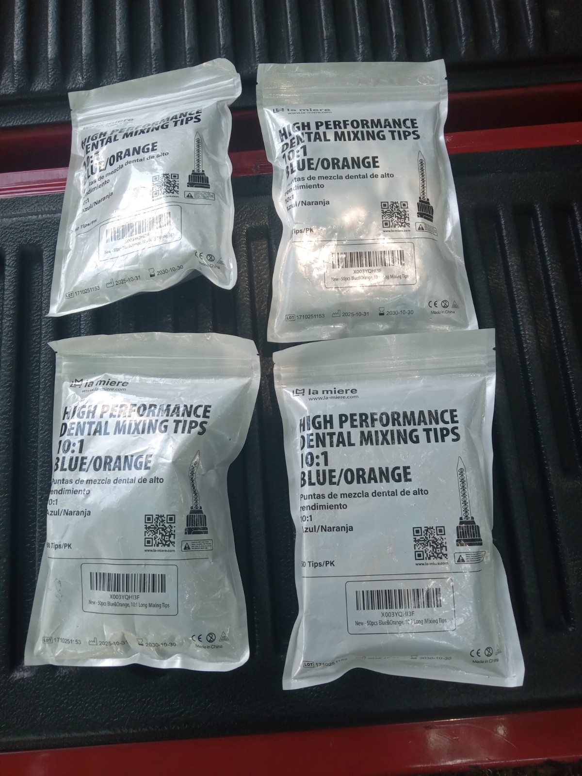La Miere High Performance Dental Mixing Tips – Blue & Orange – 200 Pcs