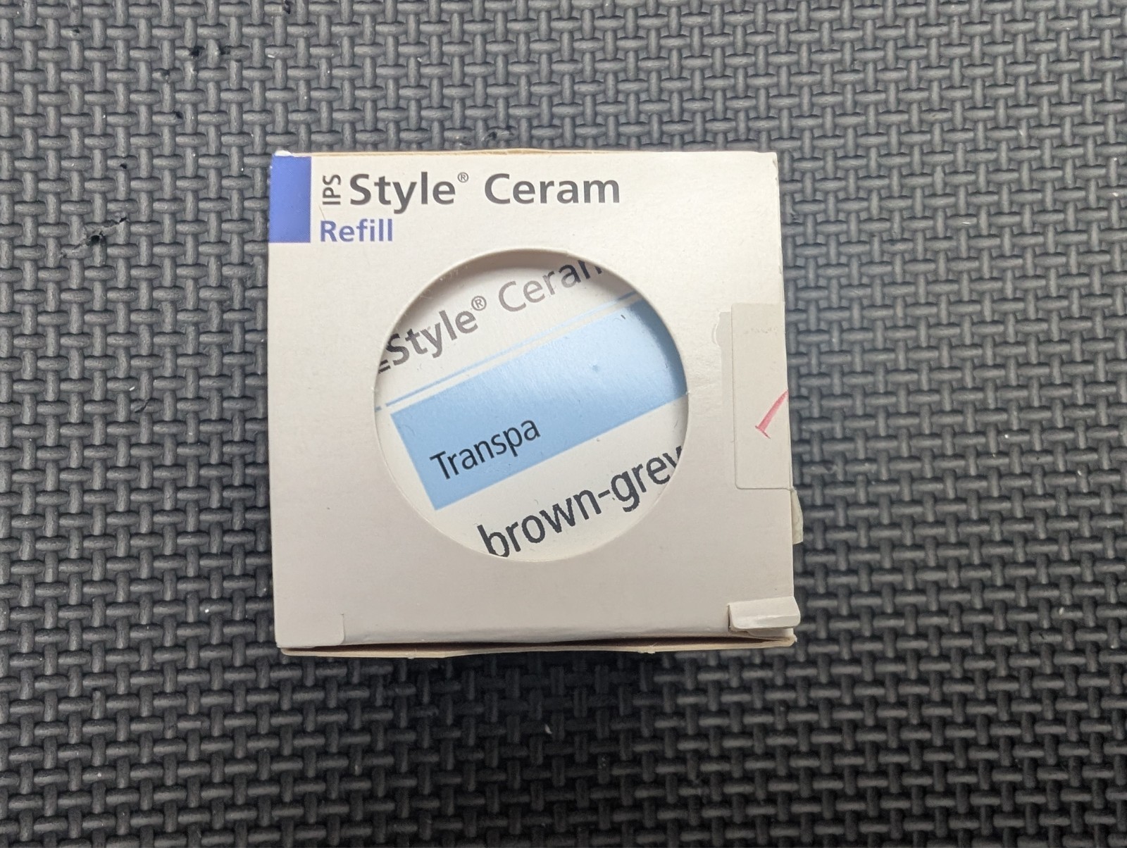IPS Style Ceram Transpa Brown-grey – New