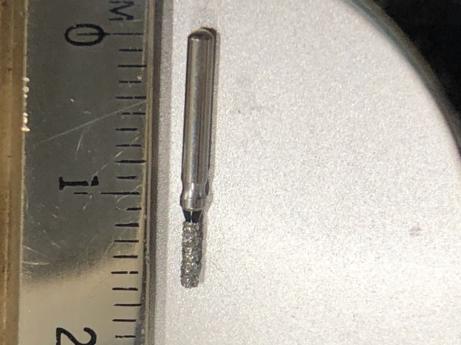 557 Short Shank Diamond Burs 100 X 835-109-010SXC 1.0 mmDiameter 16mm Total