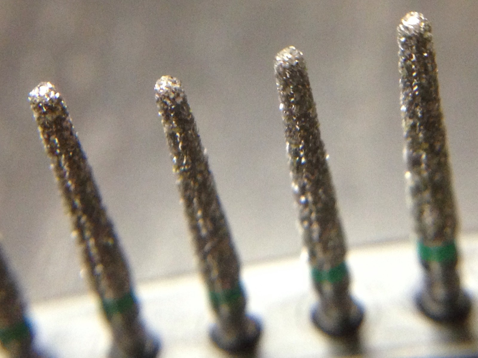Diamond Burs 200 X 856-016 1.6 mm Diameter 10mm Cutting Length. #199-016Sc