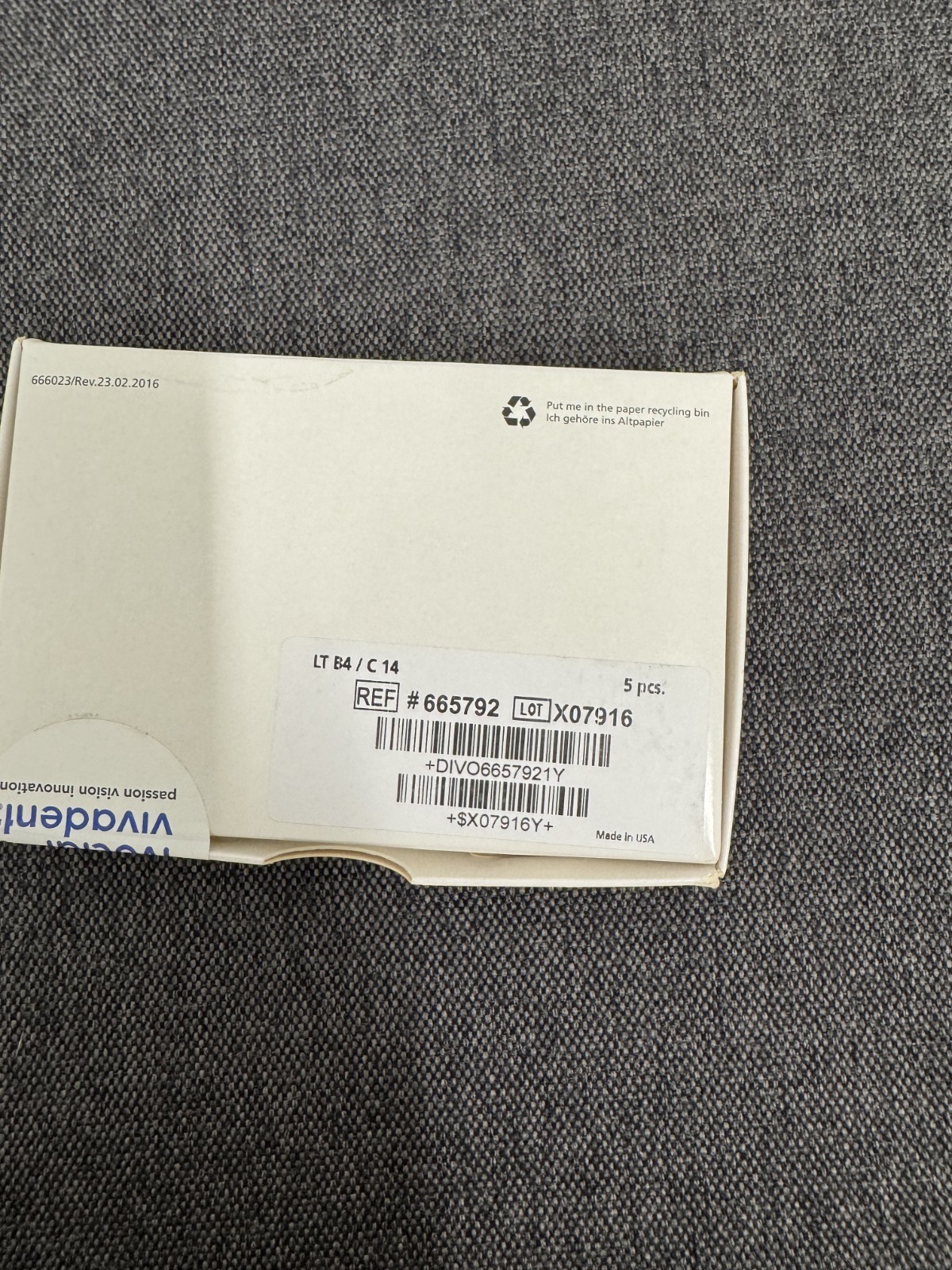 Emax Cad Planmill original Blocks 5pc per box, B4 shade