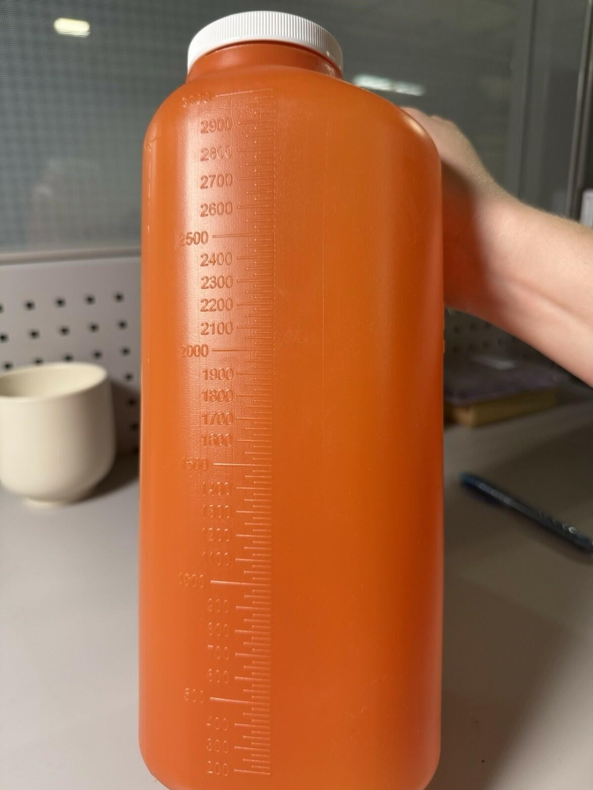 Large Urine Collection Container with Spill Proof Screw Lid SW-3000 (3000ml)