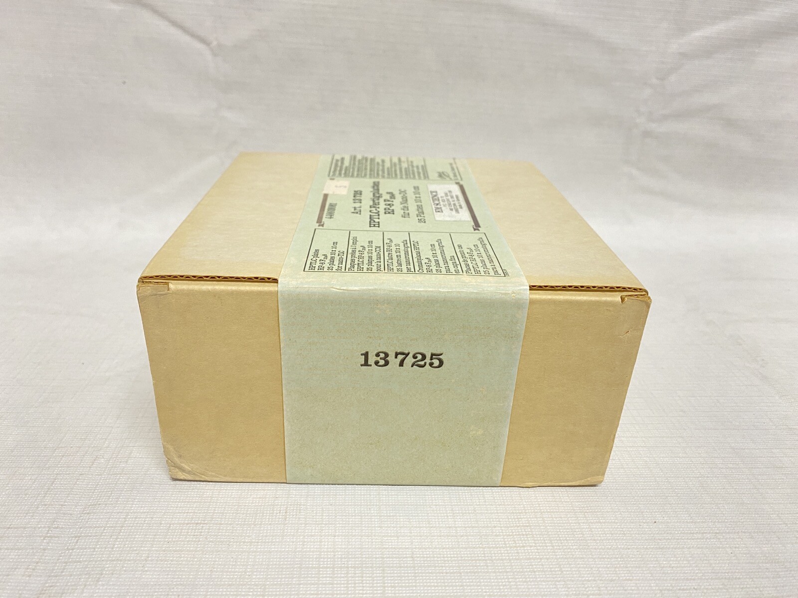 (25/Pk) EMD HPTLC Silica Gel 60 RP-8 F254S 10x10cm Plate Sheets 13725
