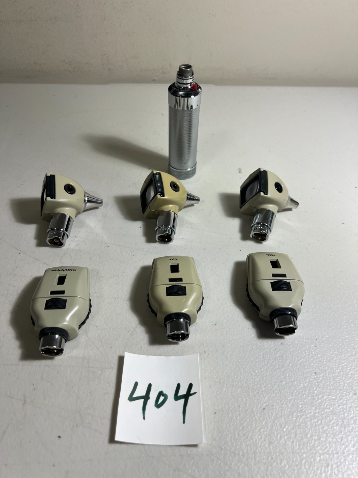 Welch Allyn 11470 2.5V Halogen & 3146775 Head w/ Handle (7 Pieces)