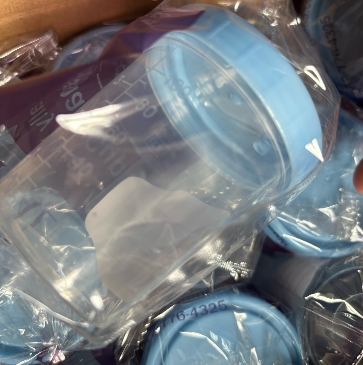 100 Pack Sterile Individually Wrapped Urine Specimen Collection Cups 4 oz E 3/29