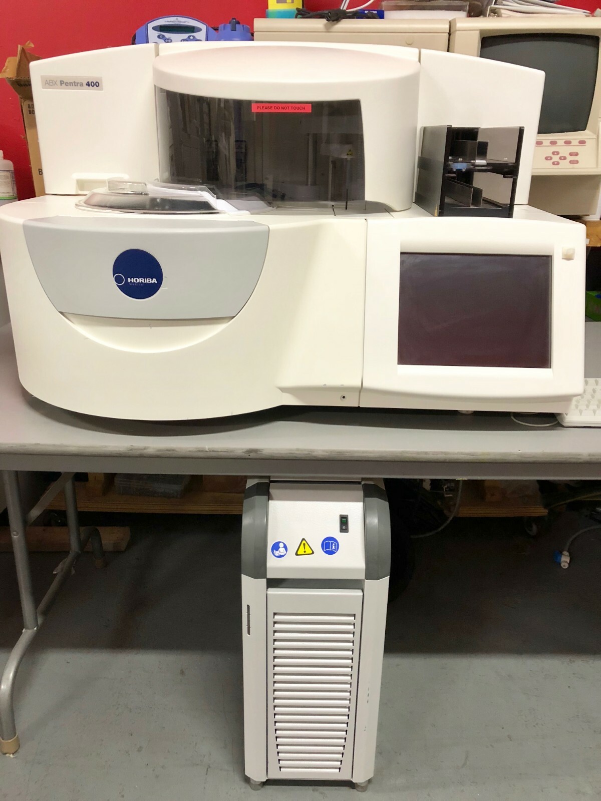 Horiba ABX Pentra 400 Chemistry Analyzer In Excellent Condition w/ Battery Unit