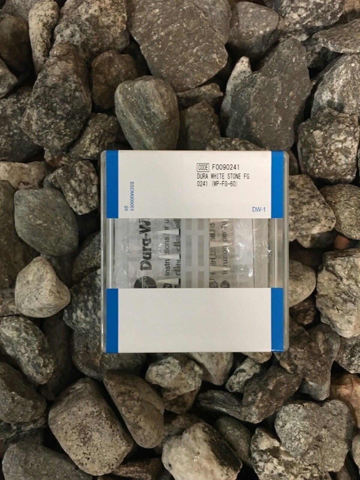 SHOFU #0241 DURA-WHITE FG/CN1 FINISHING STONES (BOX OF 12)