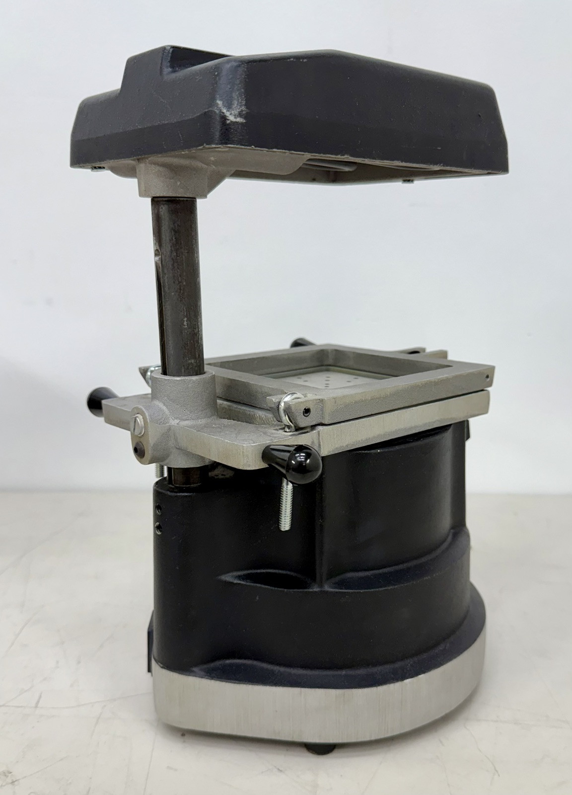 T&S Dental Model 101 Vacuum Former – Nice