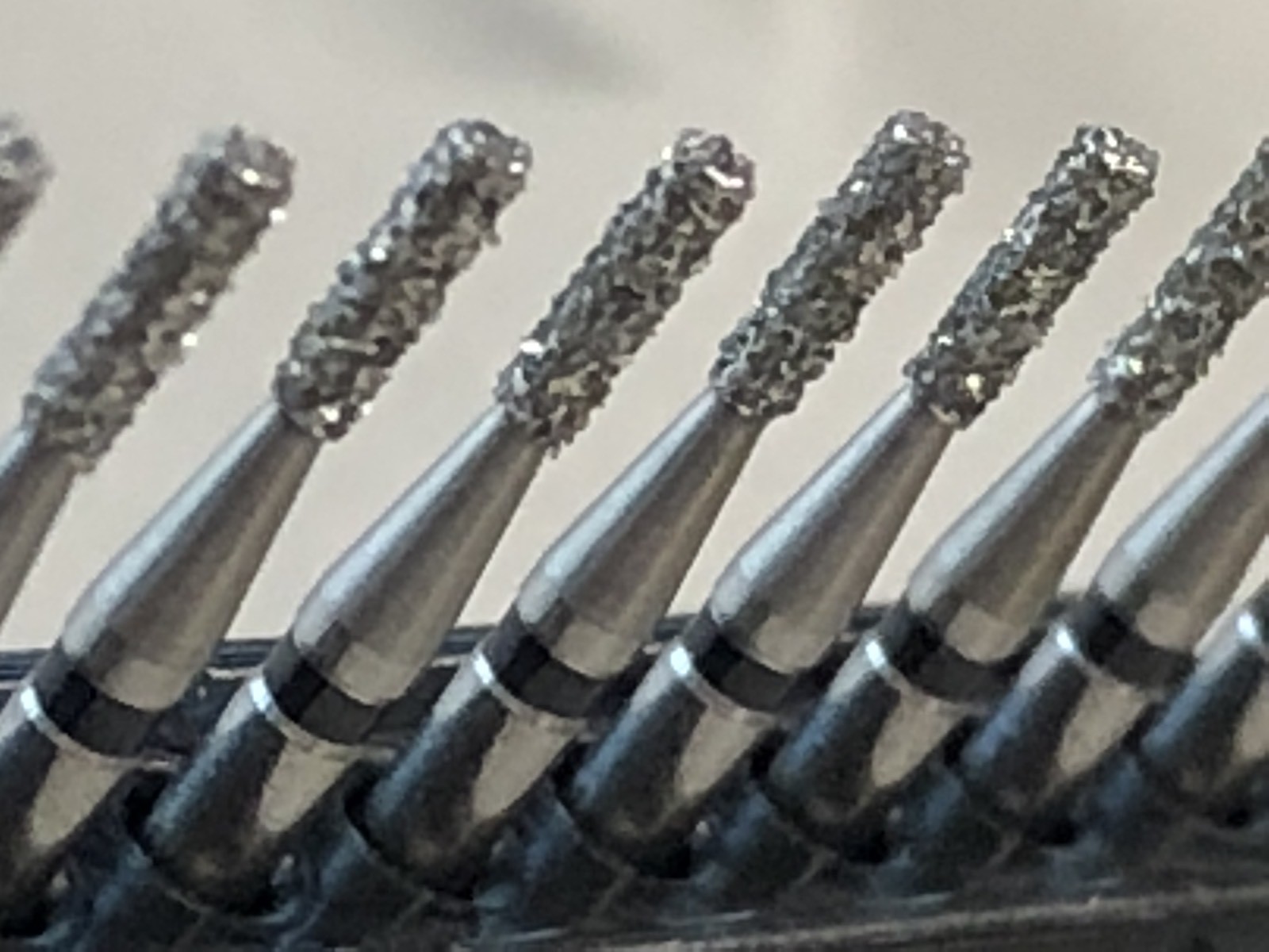 557 Diamond Burs 30 X (835)109-010XC 1.0 mmDiameter 835 #109-010xc ExtraCourse