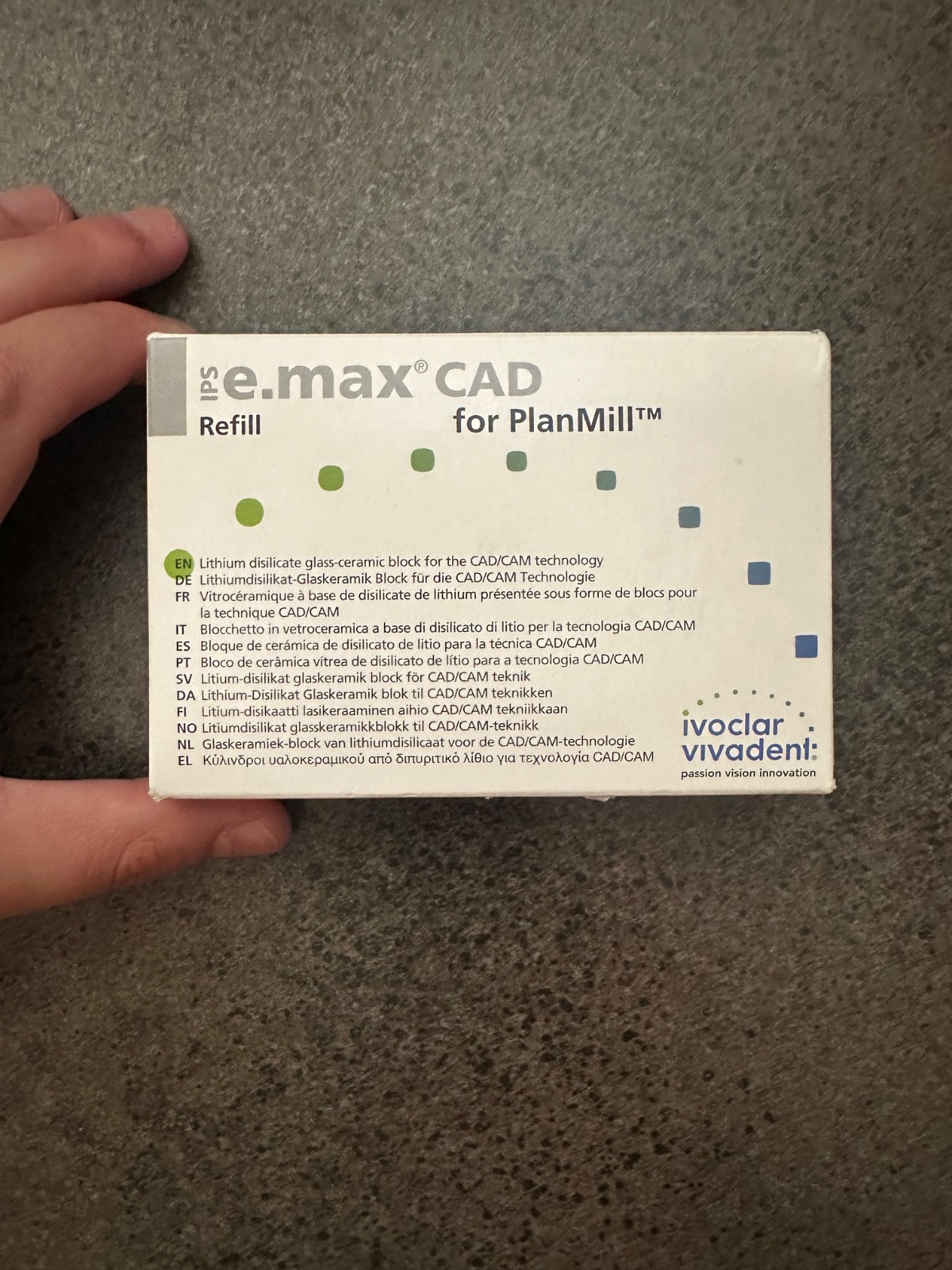 ips e.max cad LT B32