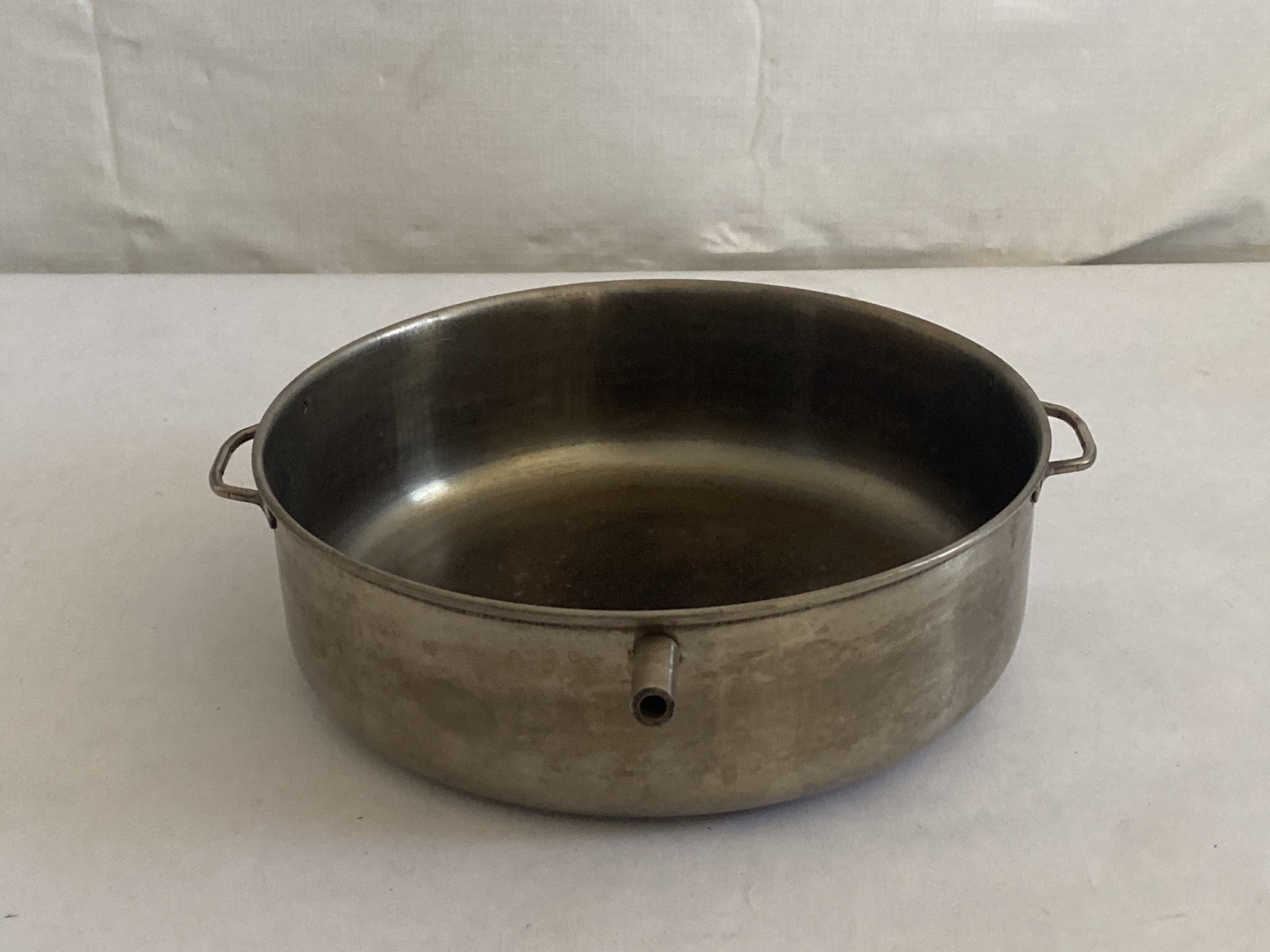 Stainless Water Bath Pan w/ Drain Nozzle & Handles 7-5/8” ID No Lid LAB USE ONLY