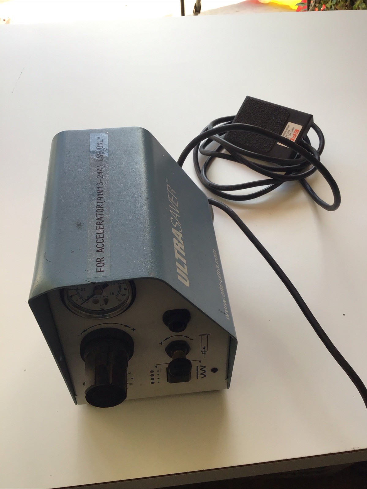 EFD 1250 Ultra saver Liquid Dispenser With Foot Pedal SOLD AS IS FOR PARTS 4-1