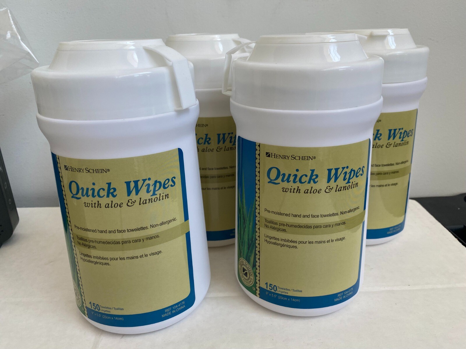Lot (4) Henry Schein Quick Wipes with Aloe & Lanolin Pop-Up Container 150/Each