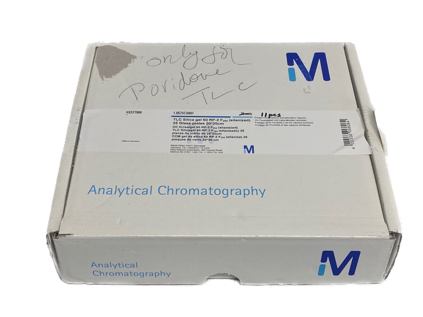 (11) MILLIPORE TLC Silica Gel 60 RP-2 F254 Glass Plates 20 x 20cm 1.05747.0001