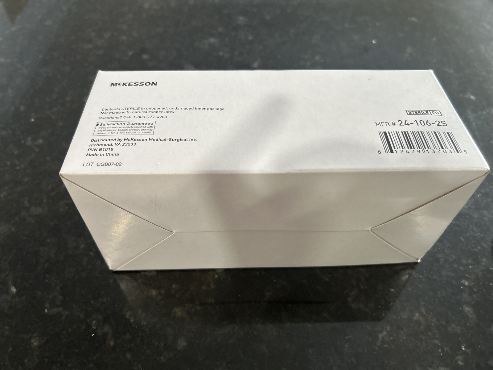 McKesson 100 packs/2 Per pack 6″ Cotton Tipped Applicators STERILE MFR#24-106-2S