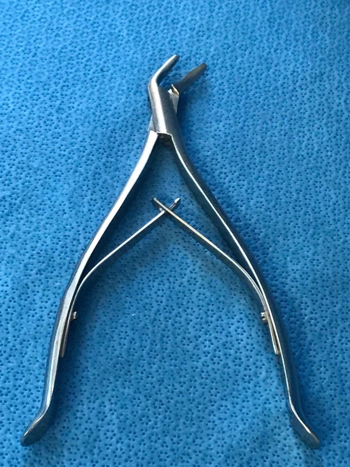 Codman 53-1055 Stookey Angled Cranial Rongeur, 3mm Bite, 7 3/8″