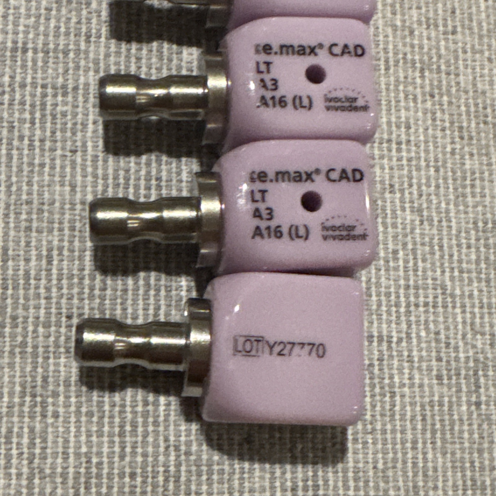 Cerec IPS Emax Cad Implant Blocks LT A3 / A16 (L) / 13 count