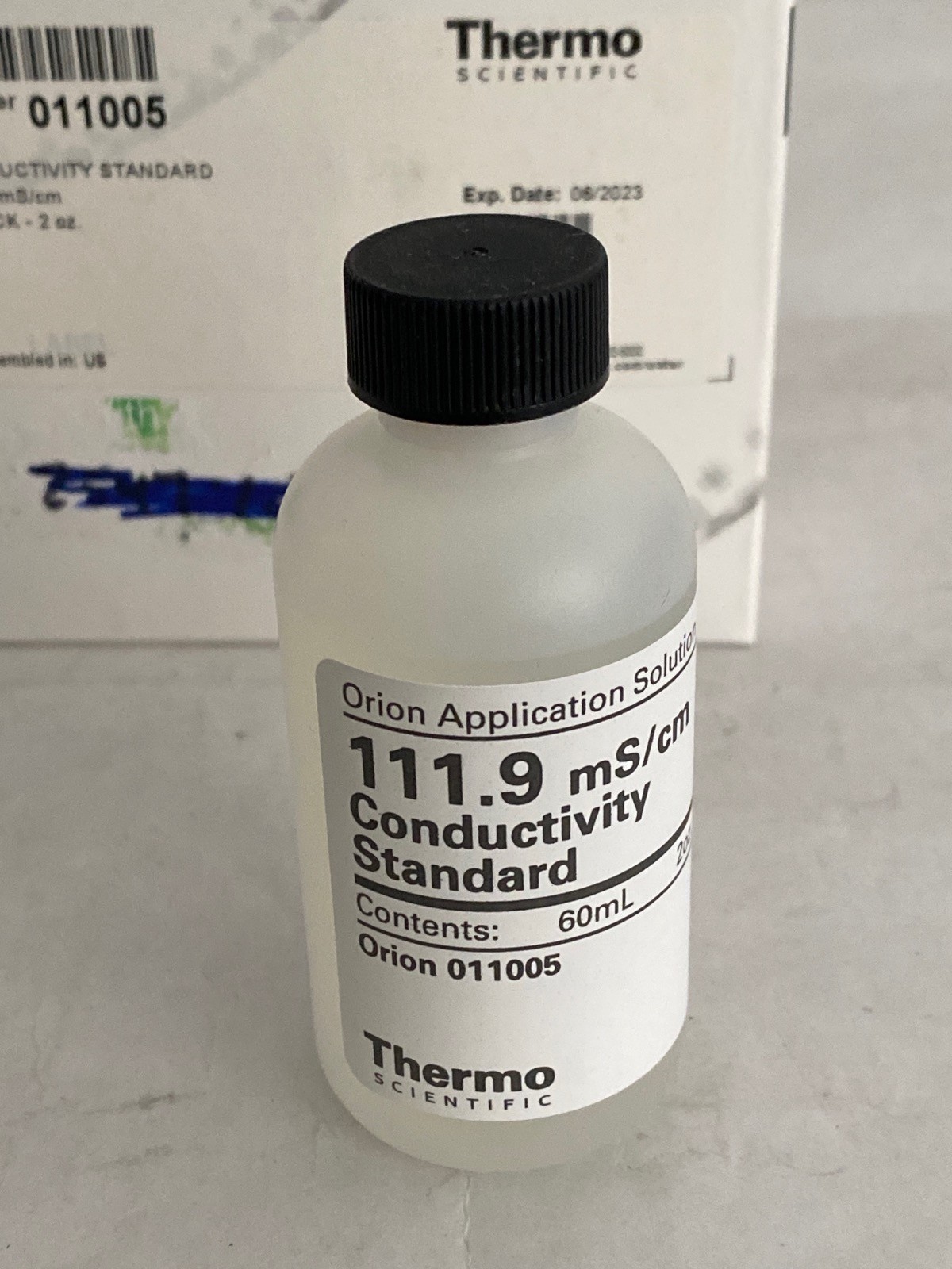 NOS (5) THERMO ORION Conductivity TDS Standard Solution 5x60mL 111.9mS/cm 011005