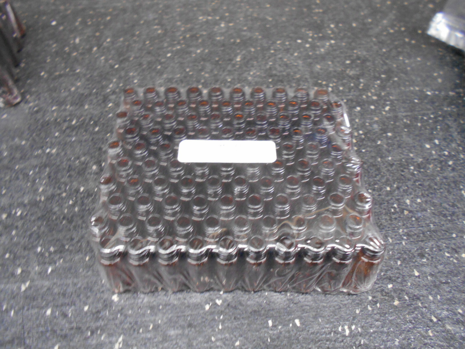 LOT OF 2 50026641 10ml SAMPLE AMBER VIALS 100/PACK