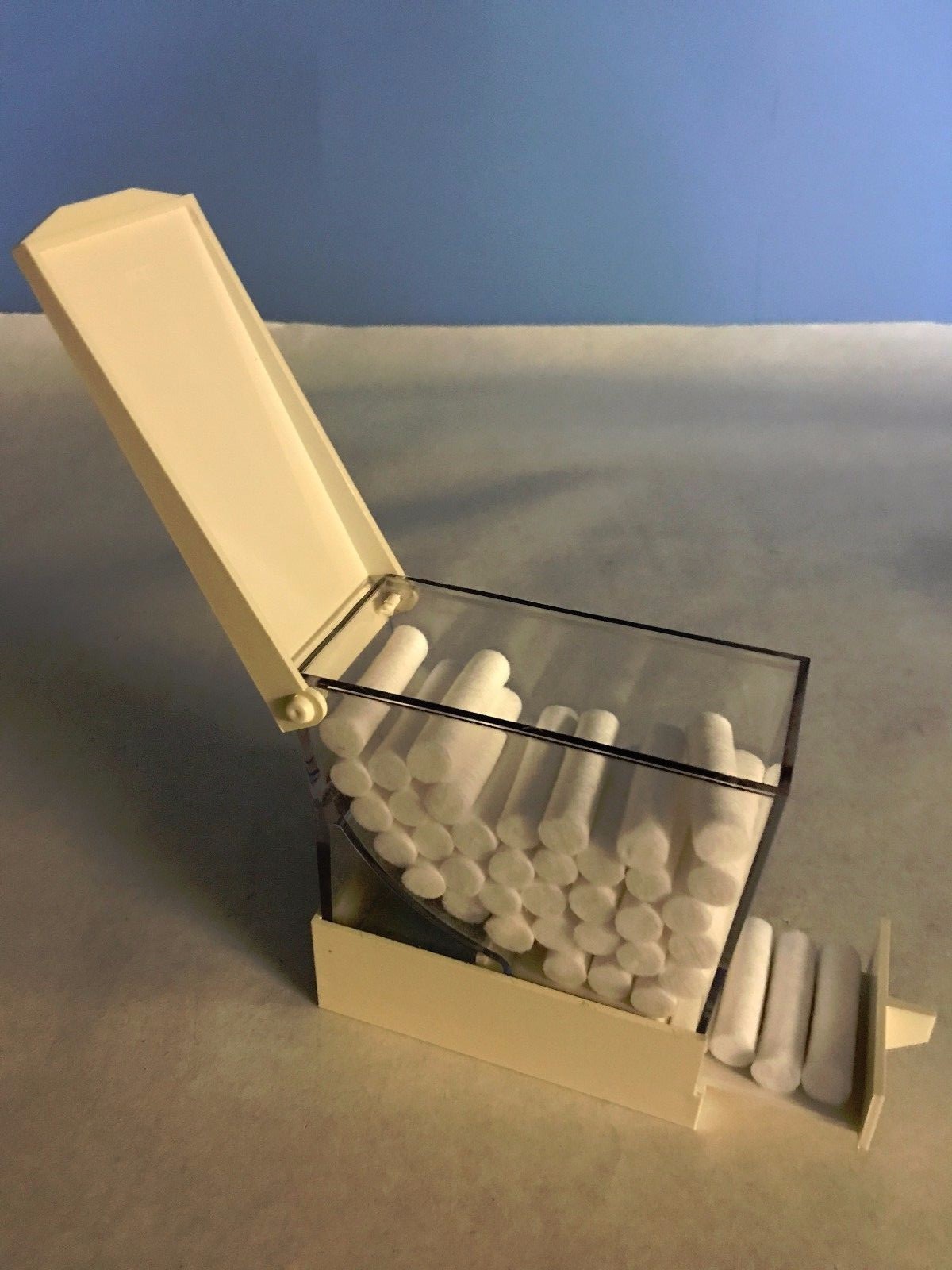Dental Cotton Roll Acrylic Dispenser Pull Style