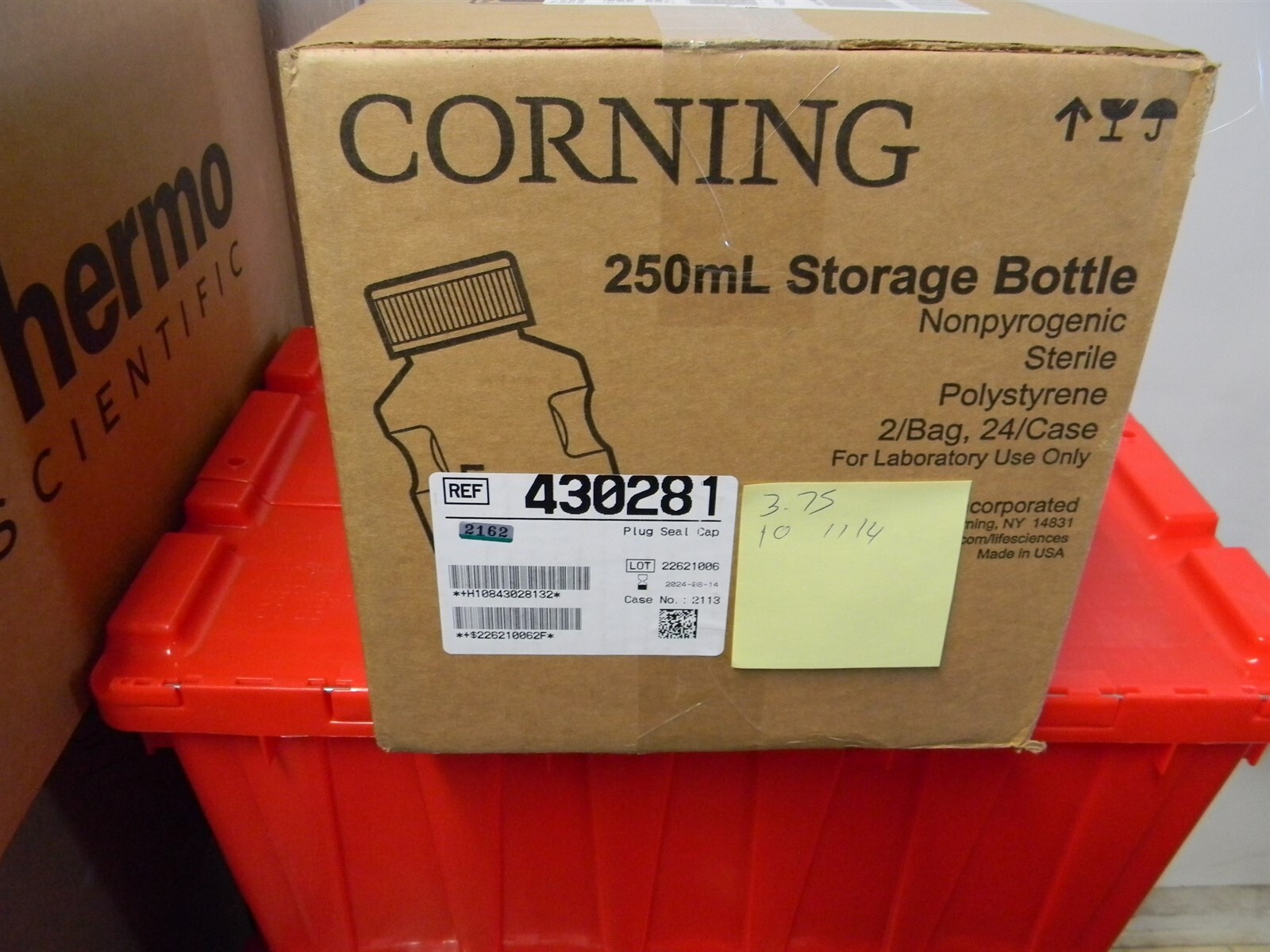 Corning 430281 250 mL Easy Grip Polystyrene Storage Bottles w 45 mm Caps Case 24
